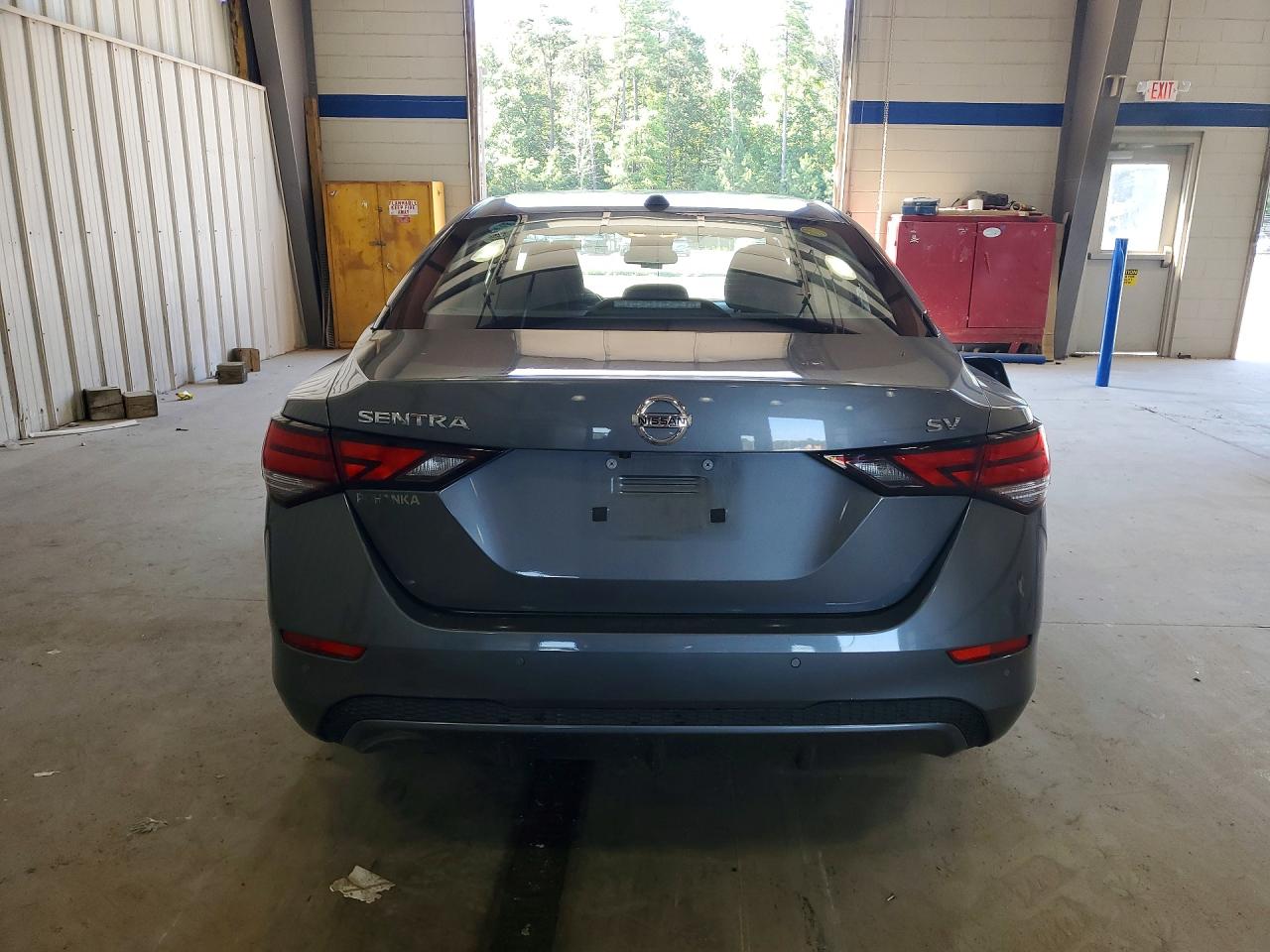 2022 NISSAN SENTRA