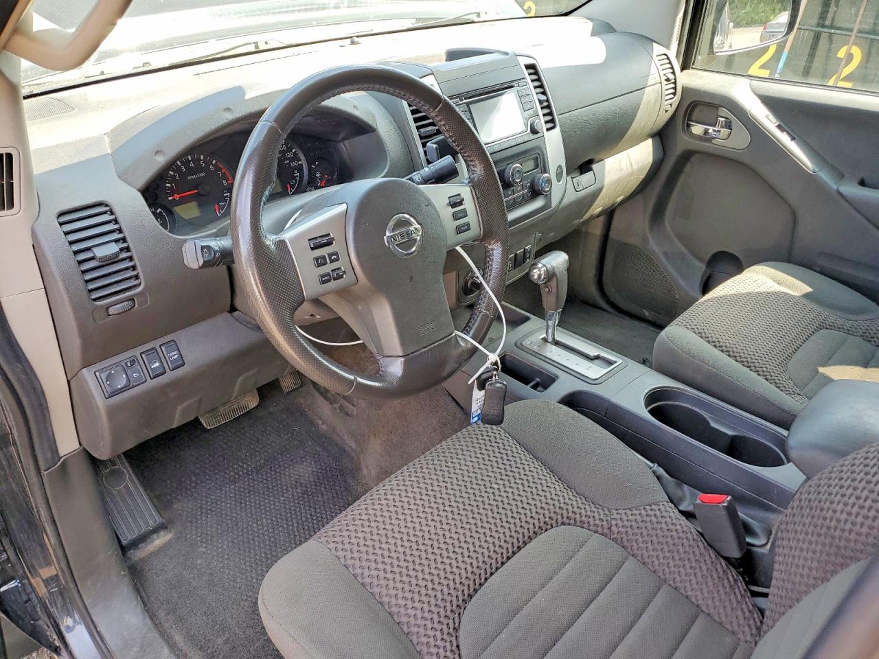 2016 NISSAN FRONTIER