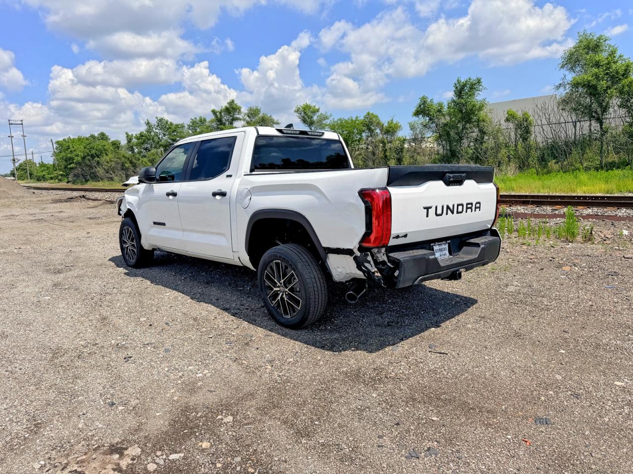 2025 TOYOTA TUNDRA