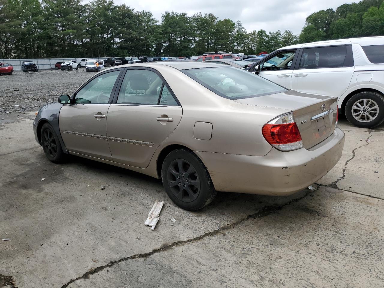 2005 TOYOTA CAMRY