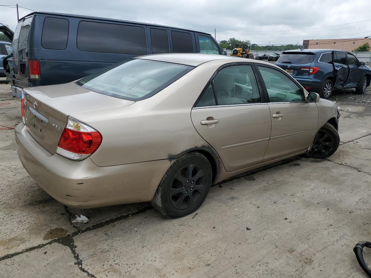 2005 TOYOTA CAMRY