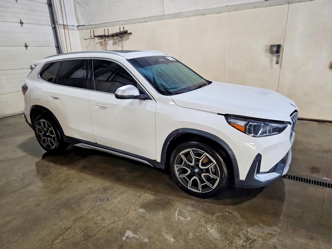 2024 BMW X1
