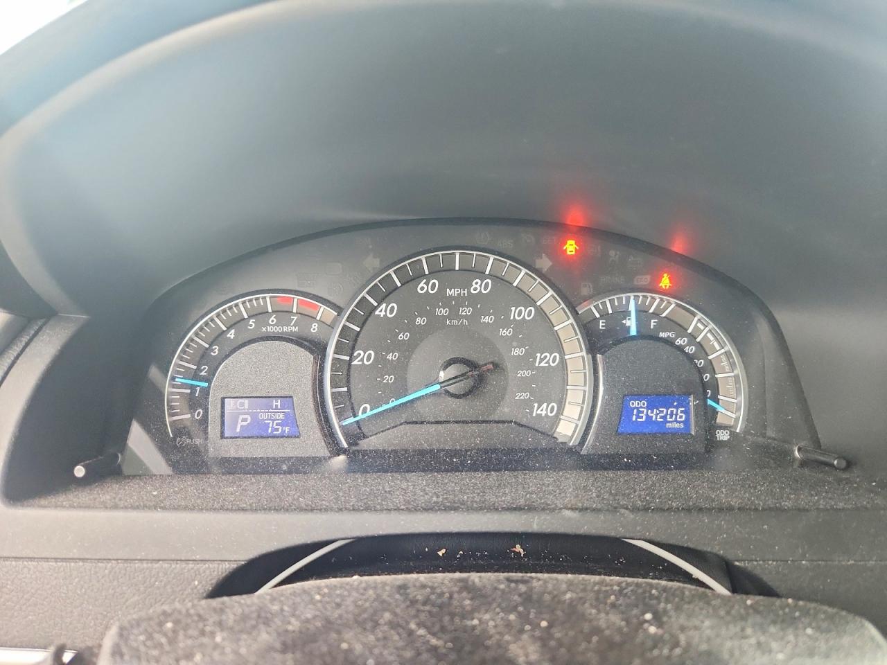 2014 TOYOTA CAMRY