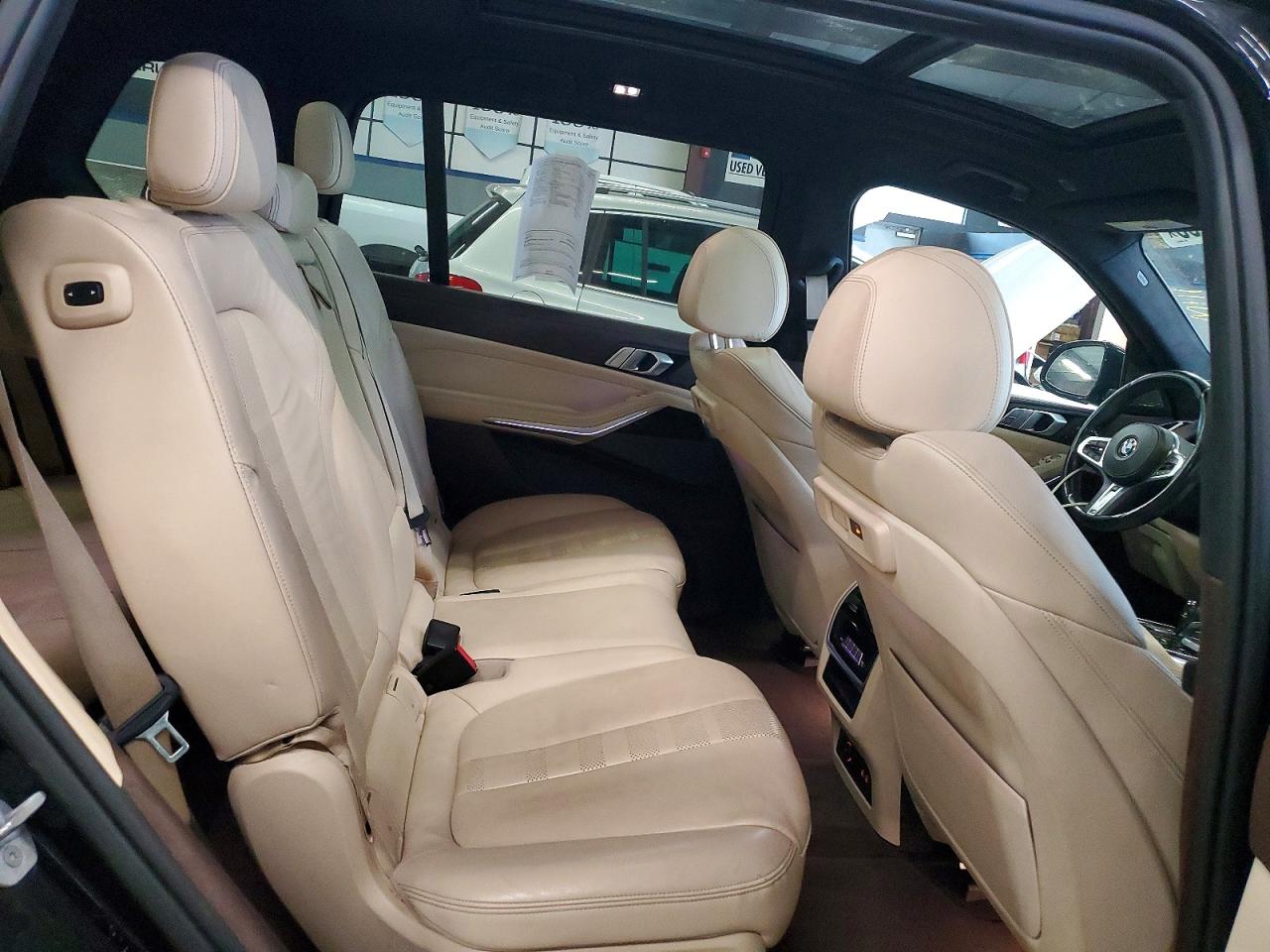 2019 BMW X7