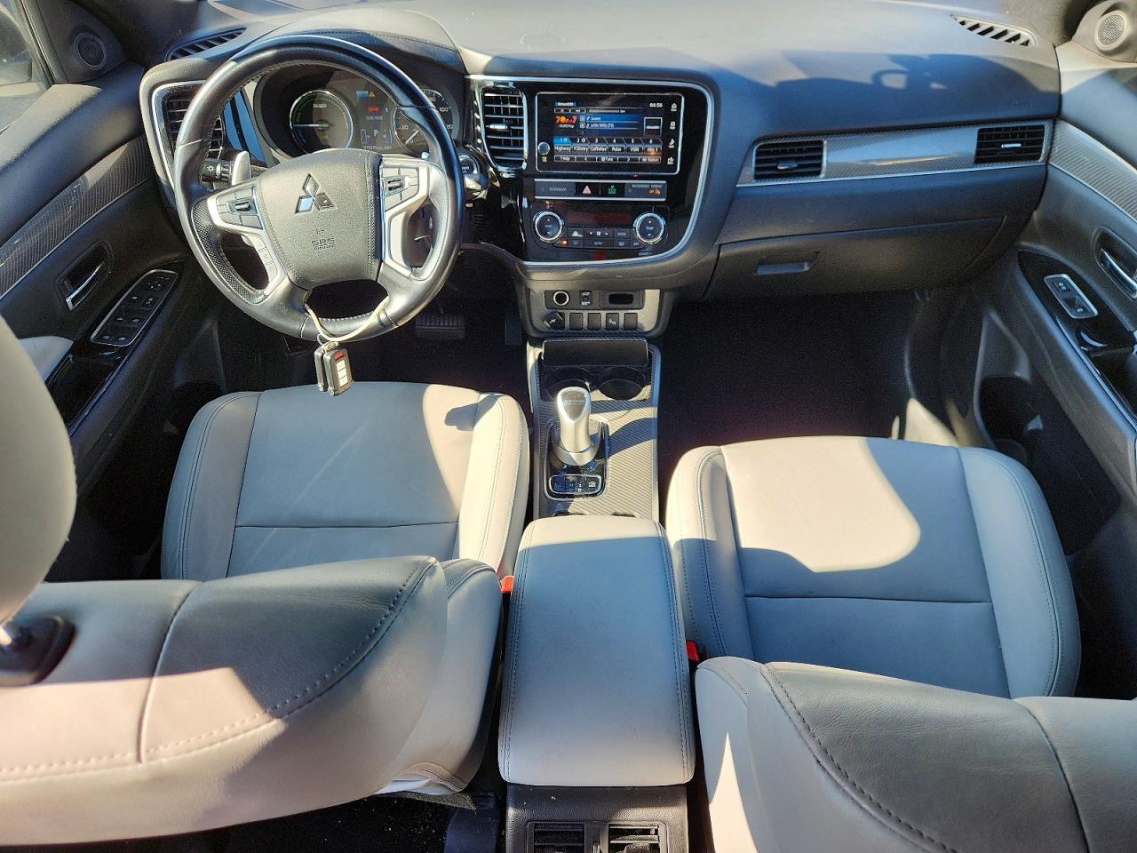 2019 MITSUBISHI OUTLANDER