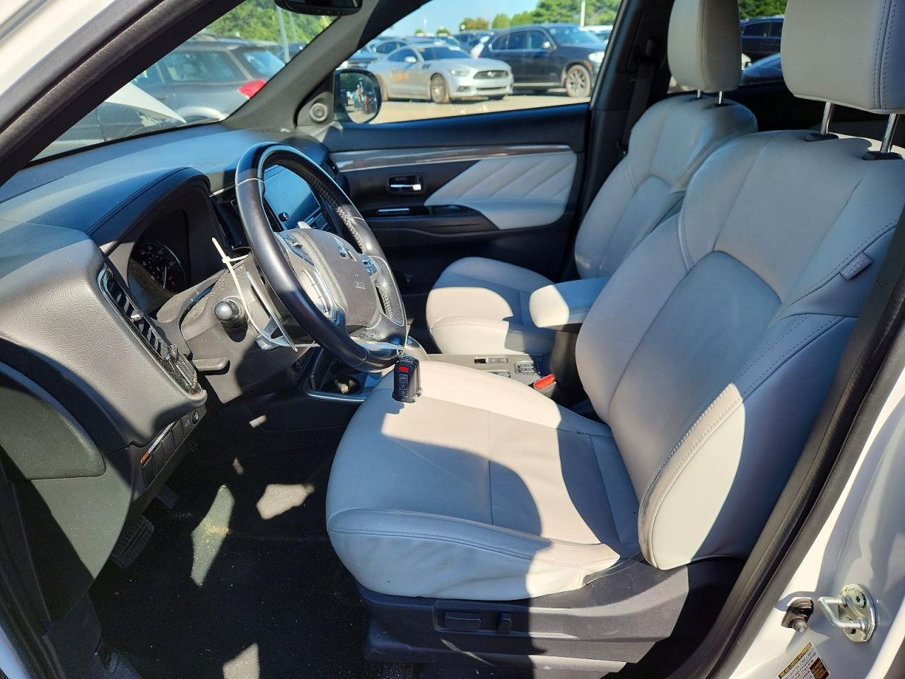 2019 MITSUBISHI OUTLANDER