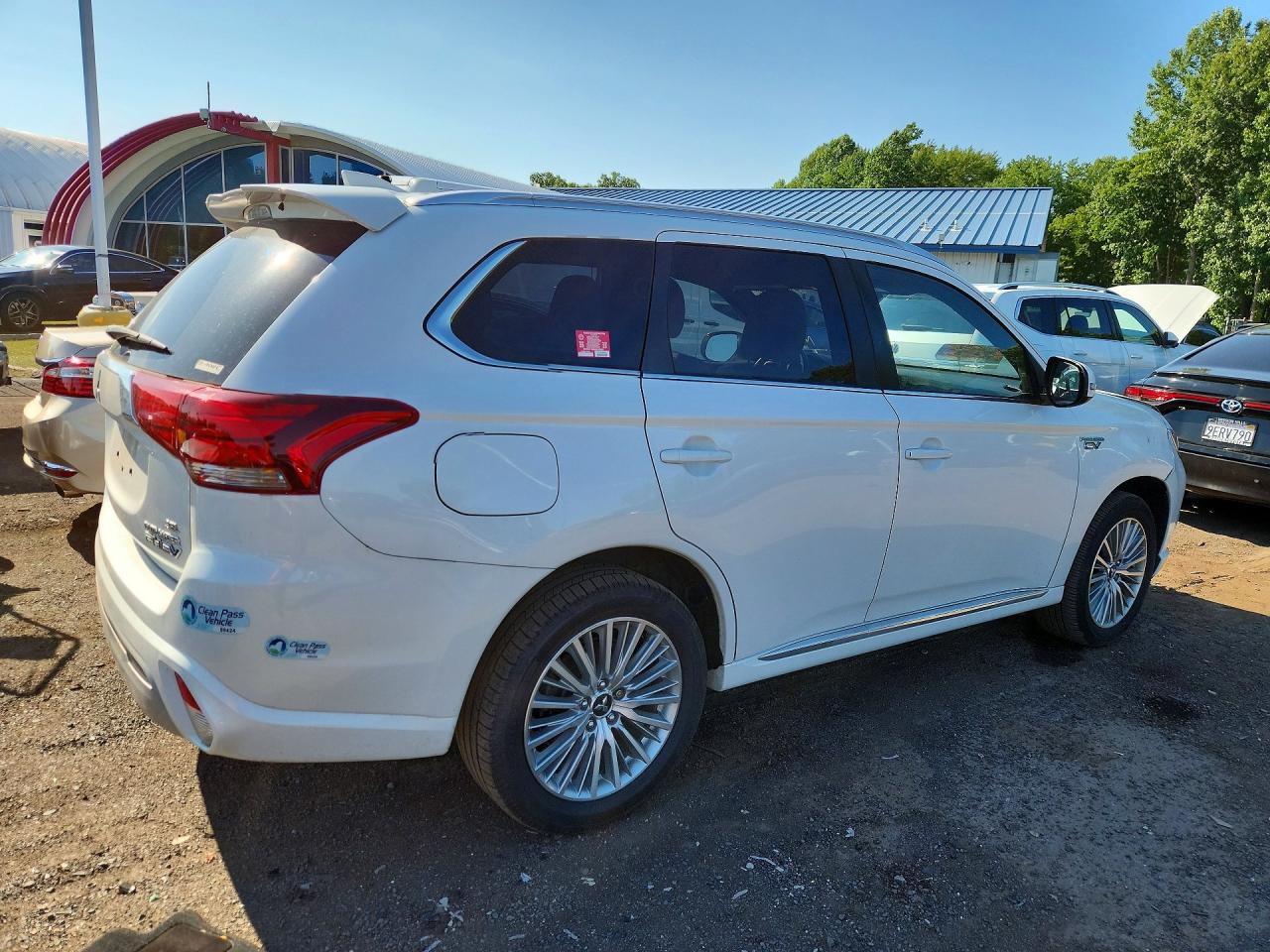 2019 MITSUBISHI OUTLANDER