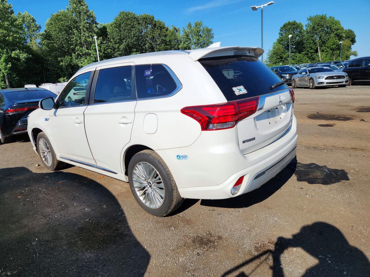 2019 MITSUBISHI OUTLANDER