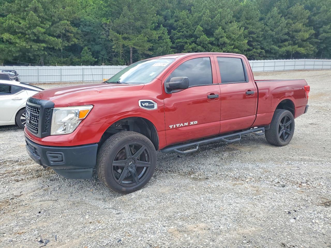 2017 NISSAN TITAN