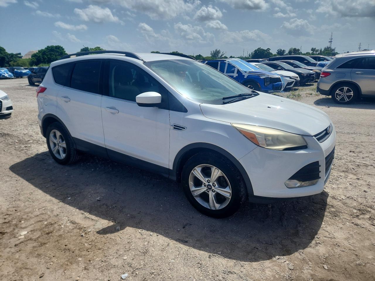2014 FORD ESCAPE
