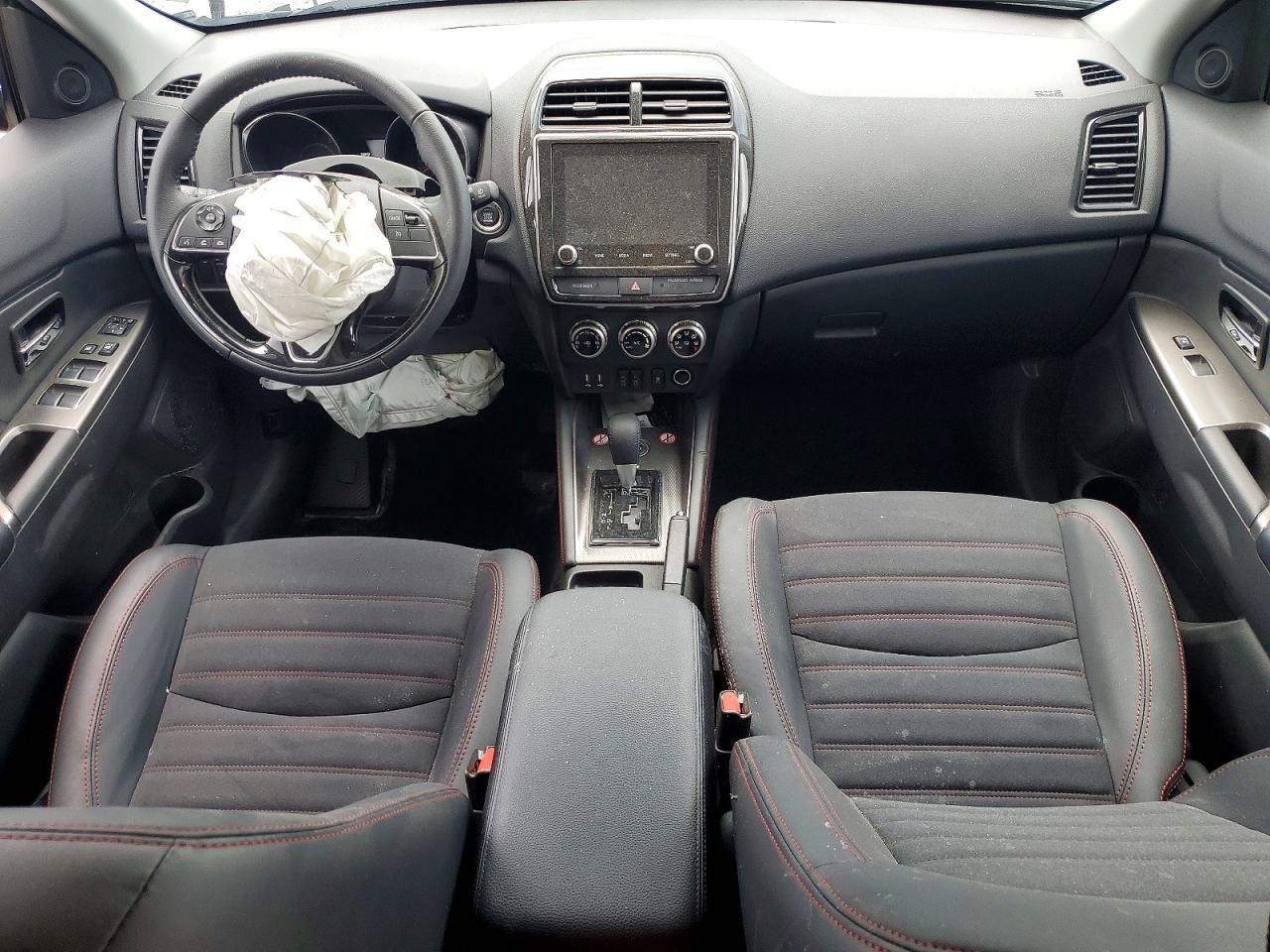 2026 MITSUBISHI OUTLANDER