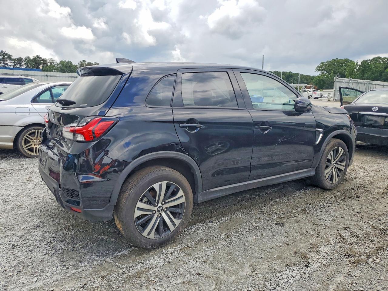 2026 MITSUBISHI OUTLANDER