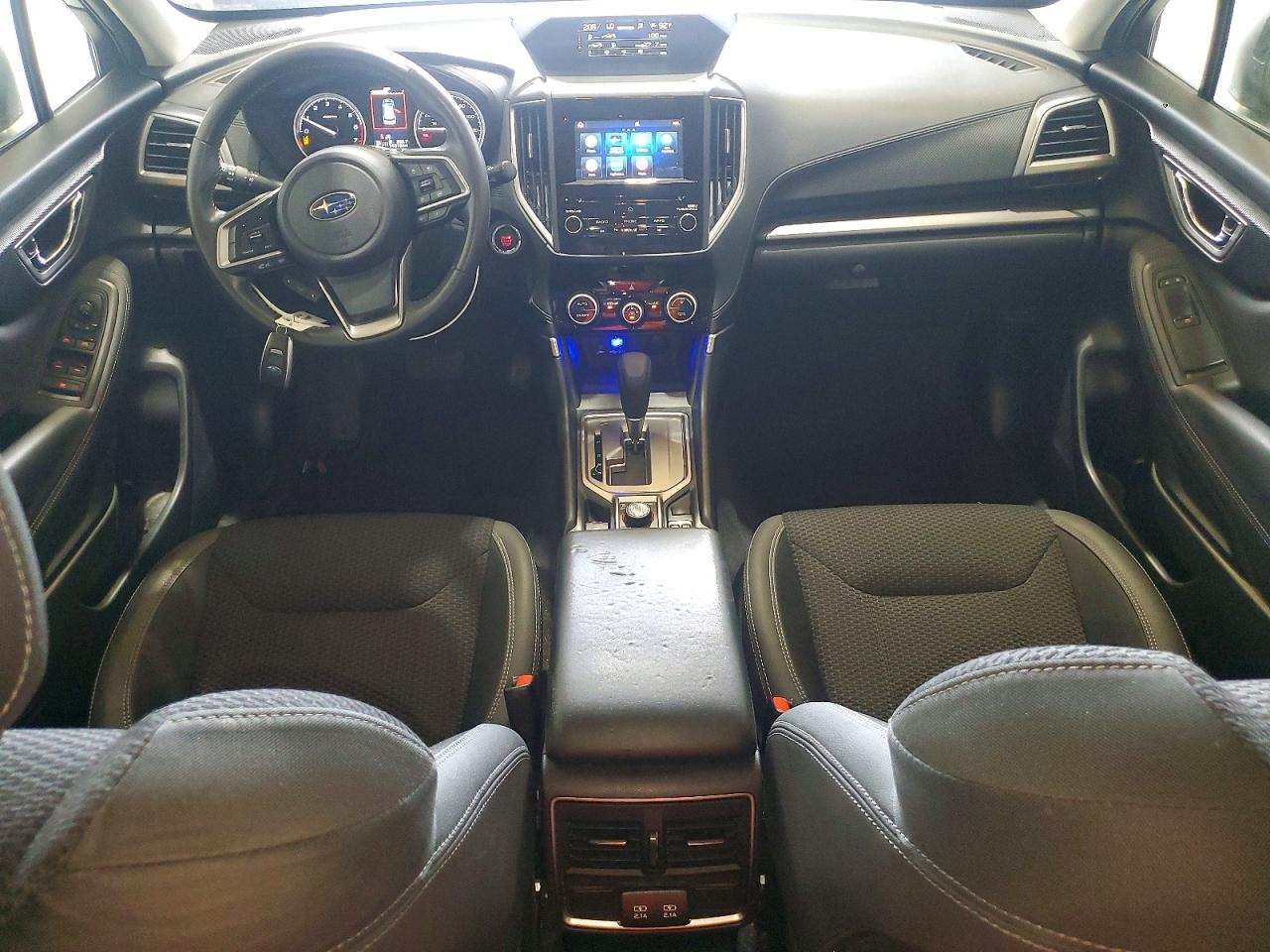 2023 SUBARU FORESTER