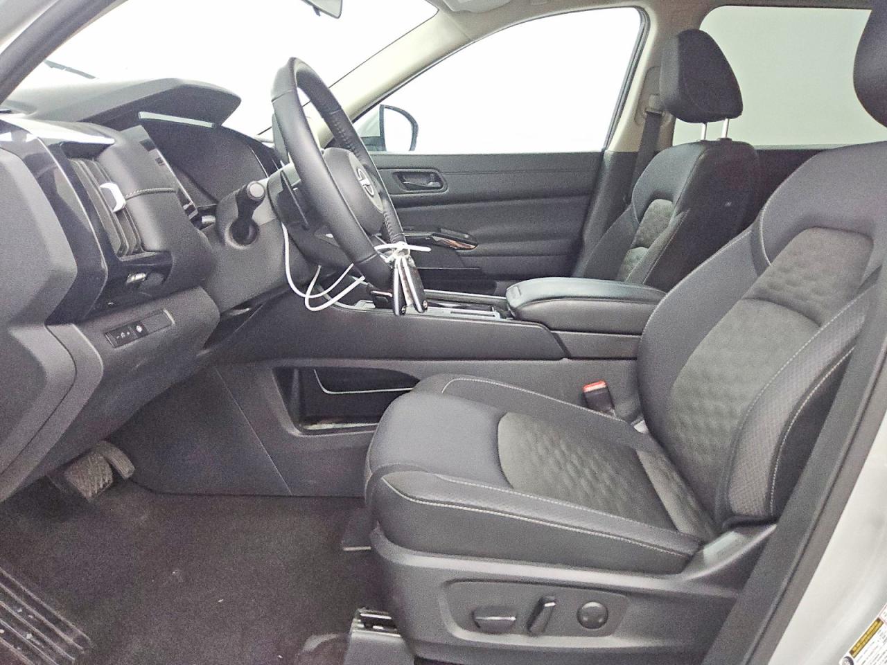 2024 NISSAN PATHFINDER