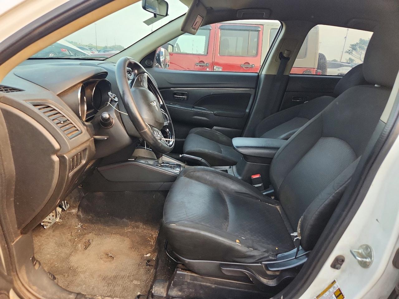 2019 MITSUBISHI OUTLANDER