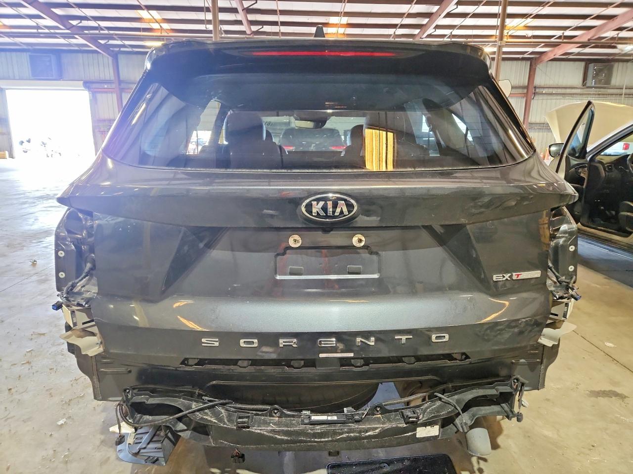 2021 KIA SORENTO