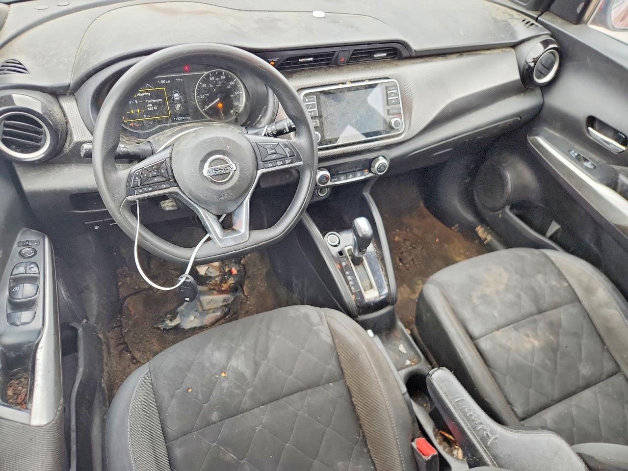 2020 NISSAN KICKS