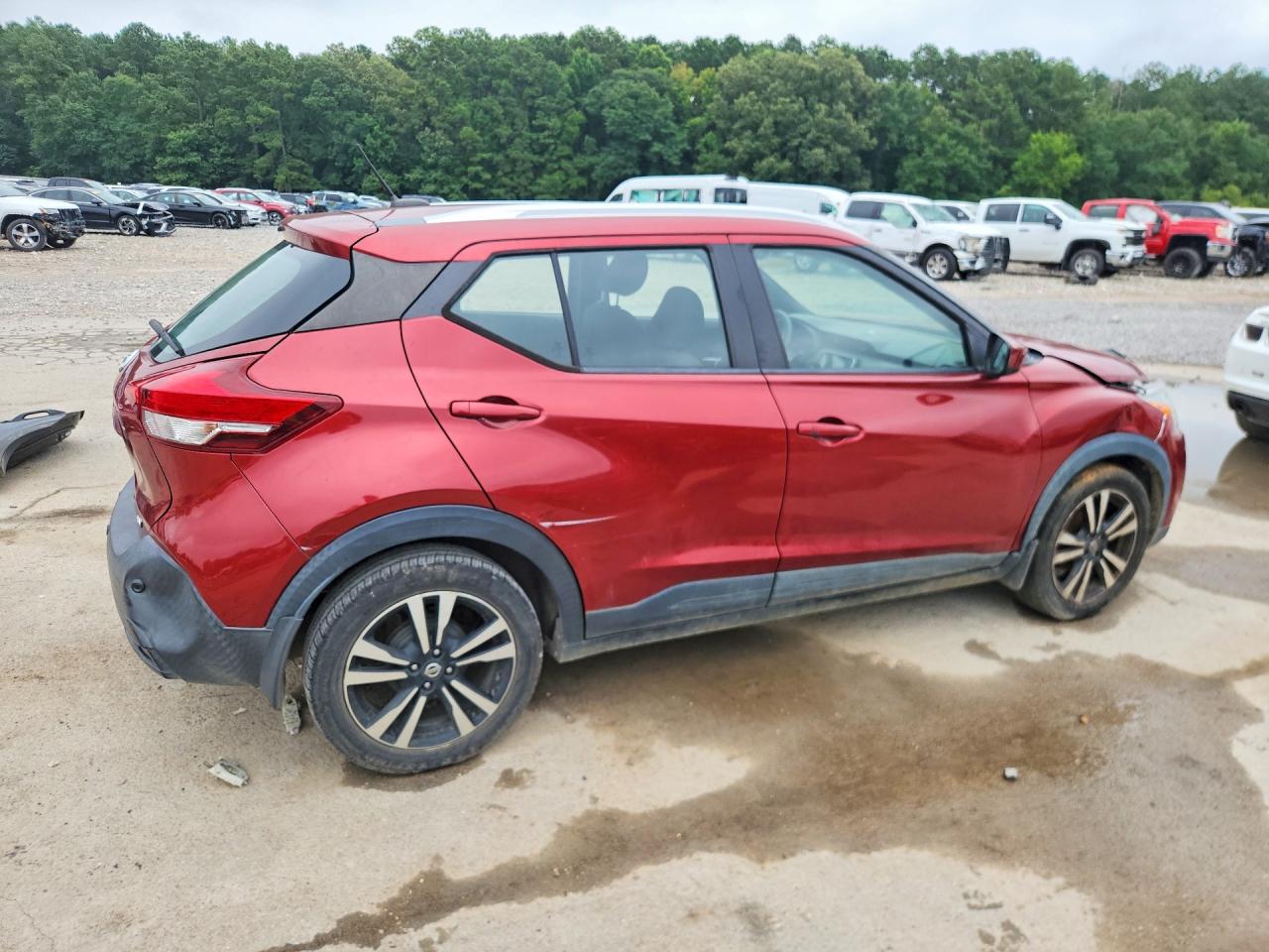 2020 NISSAN KICKS