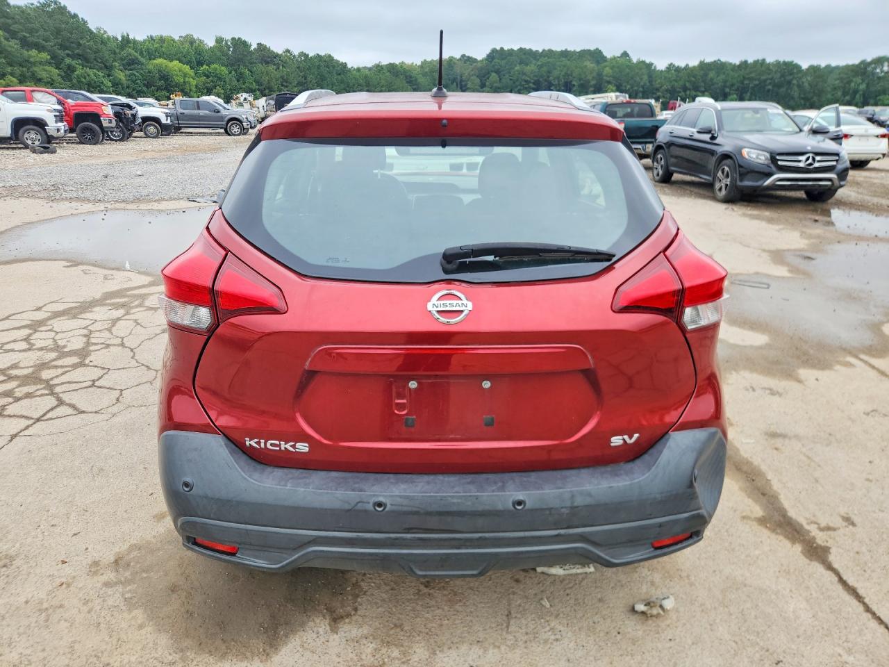 2020 NISSAN KICKS