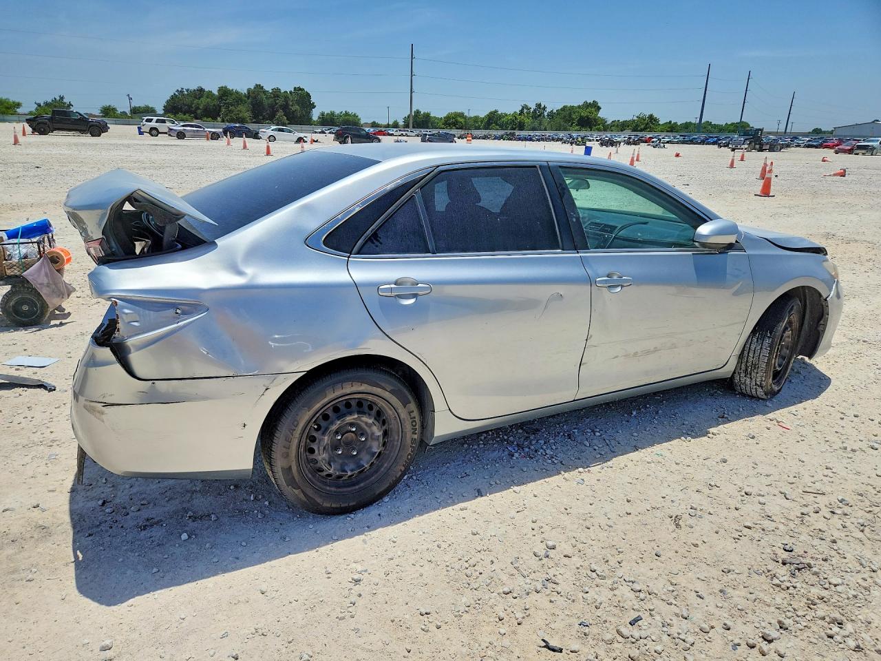 2017 TOYOTA CAMRY