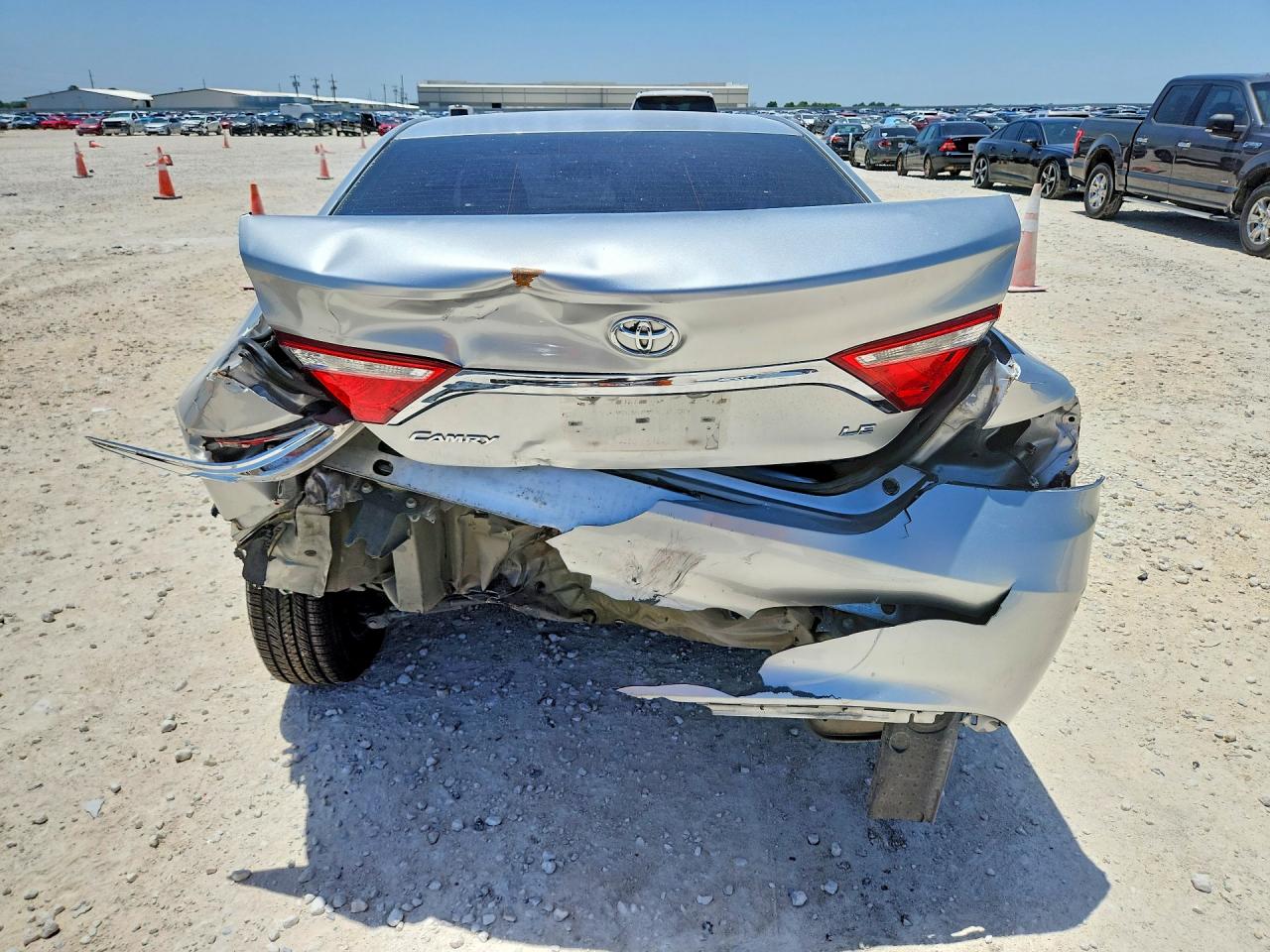 2017 TOYOTA CAMRY