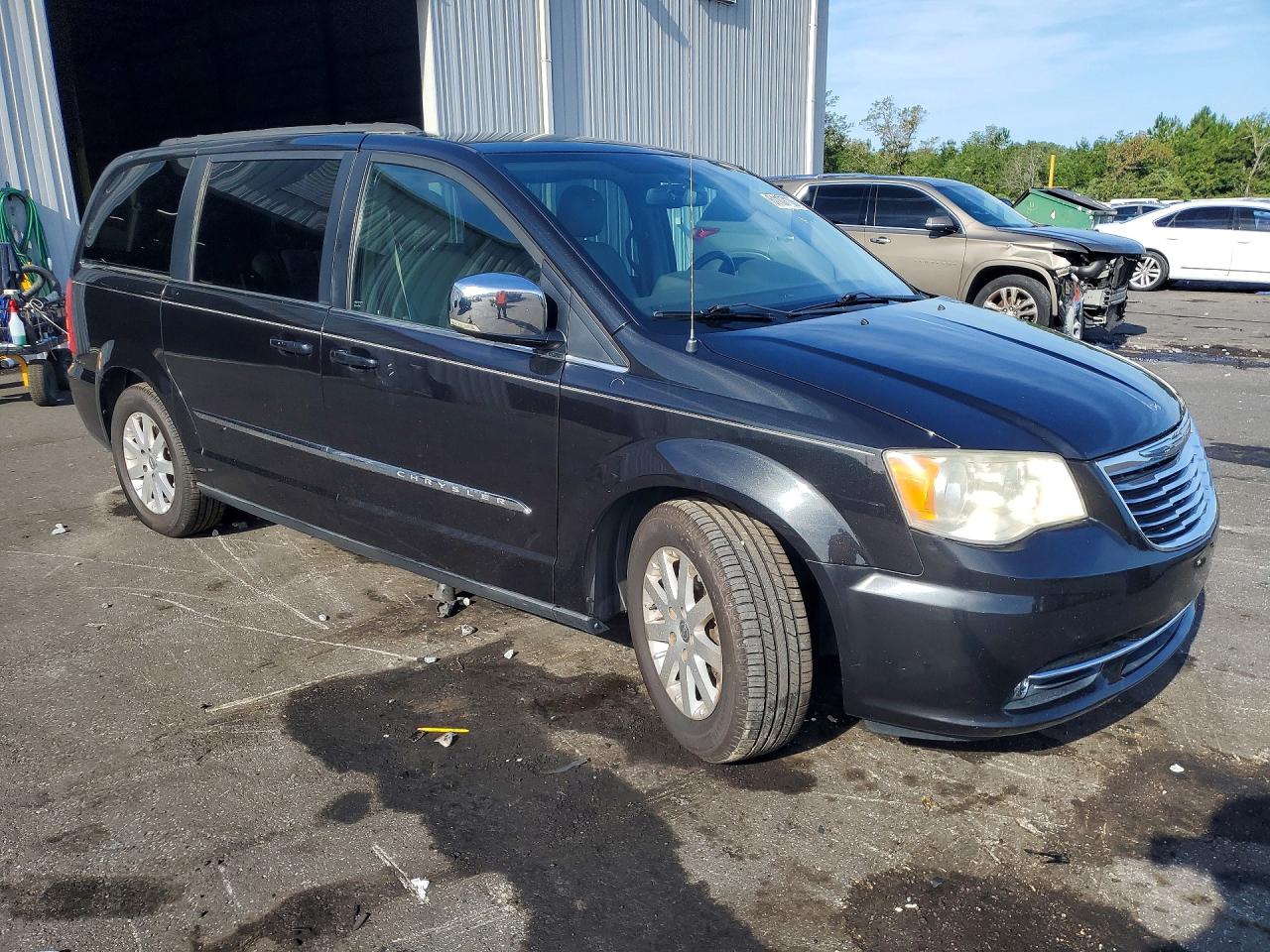2012 CHRYSLER MINIVAN