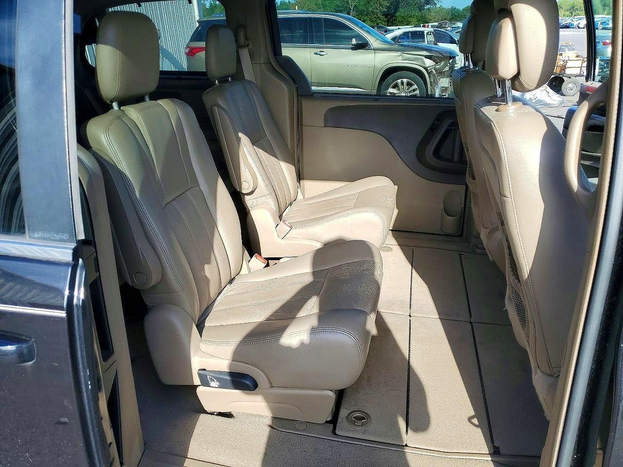 2012 CHRYSLER MINIVAN