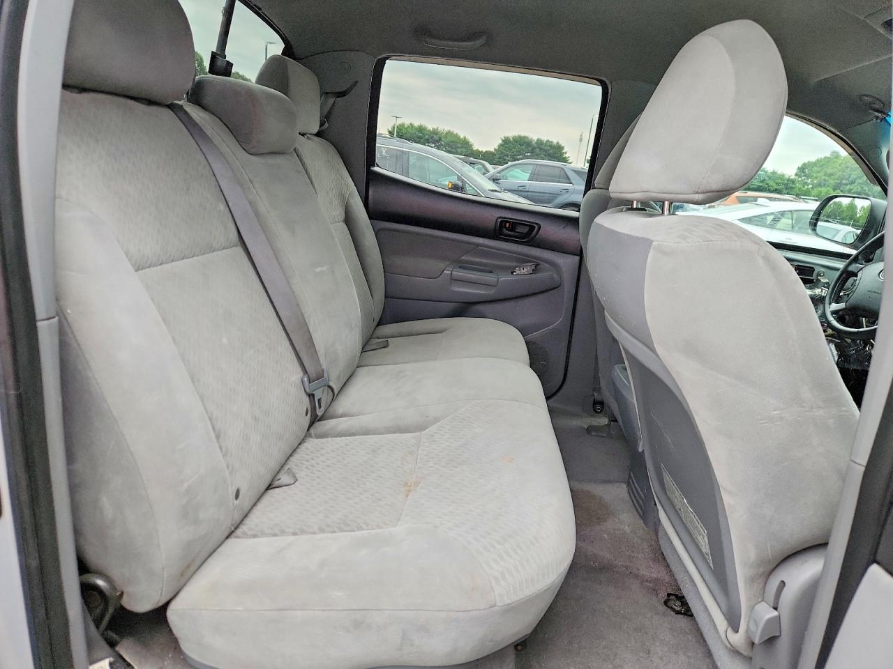 2010 TOYOTA TACOMA