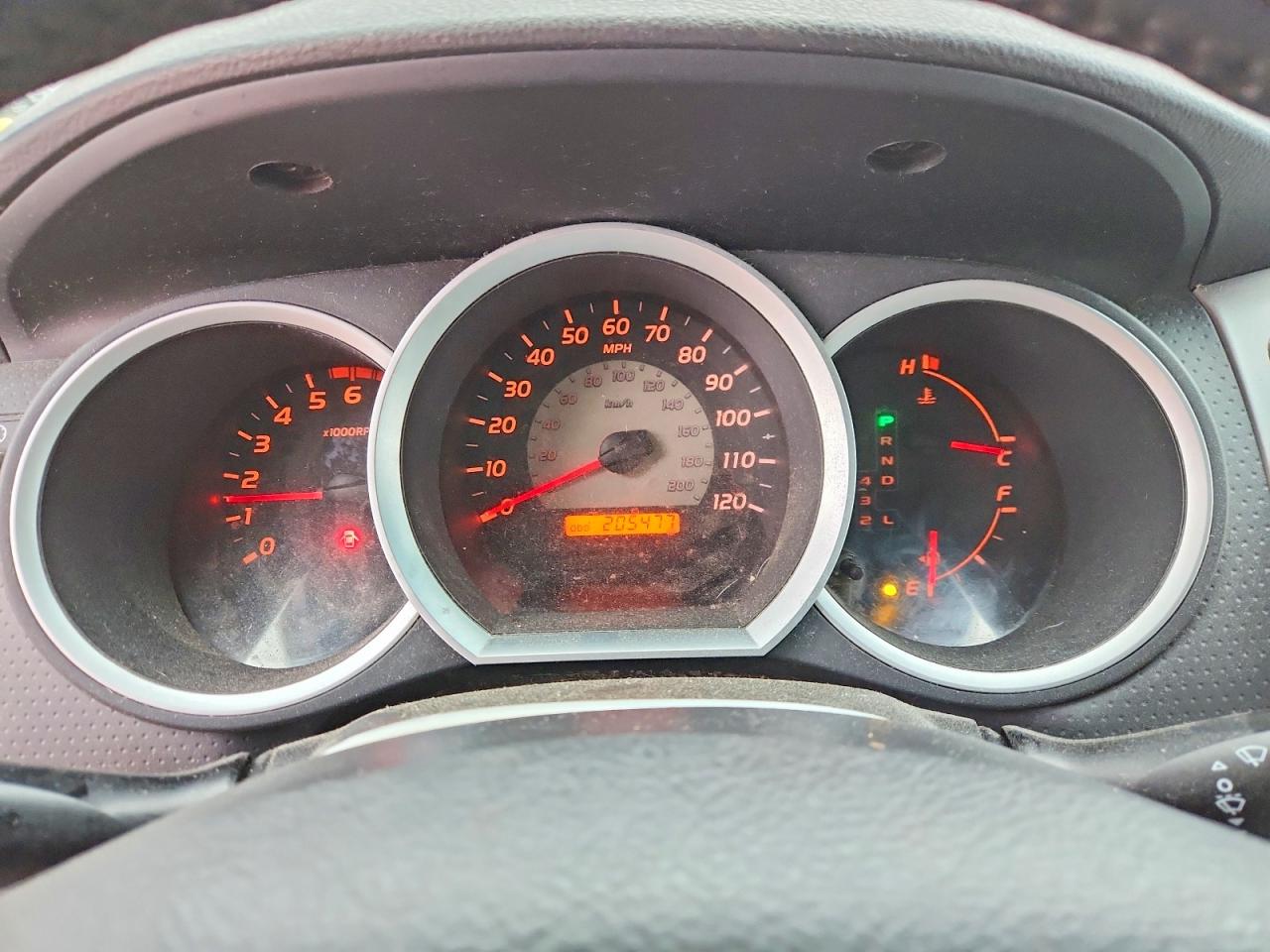 2010 TOYOTA TACOMA