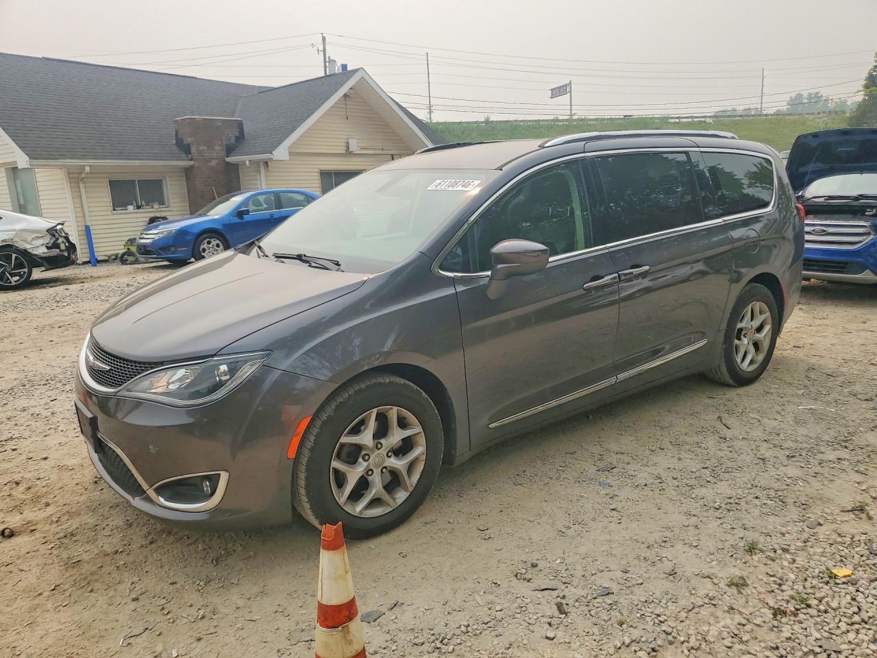 2017 CHRYSLER PACIFICA