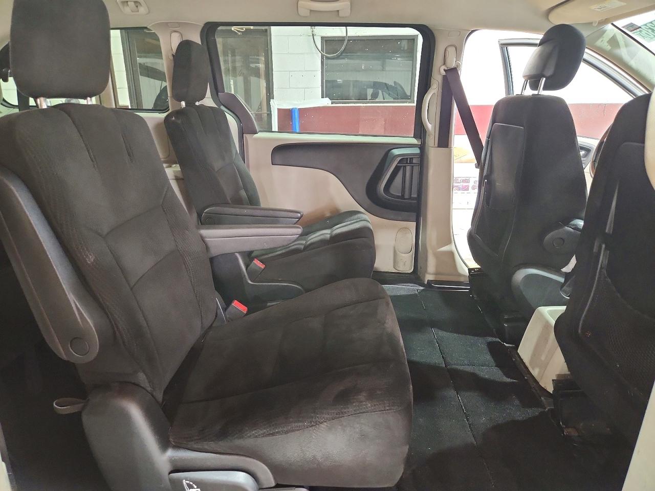 2016 DODGE CARAVAN