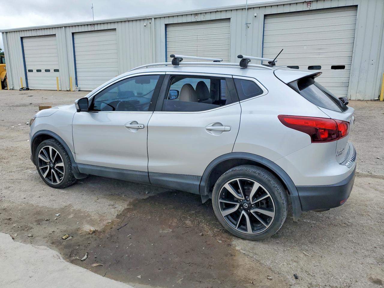 2018 NISSAN ROGUE