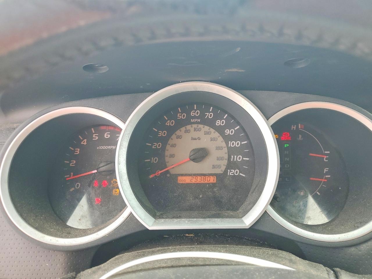 2010 TOYOTA TACOMA