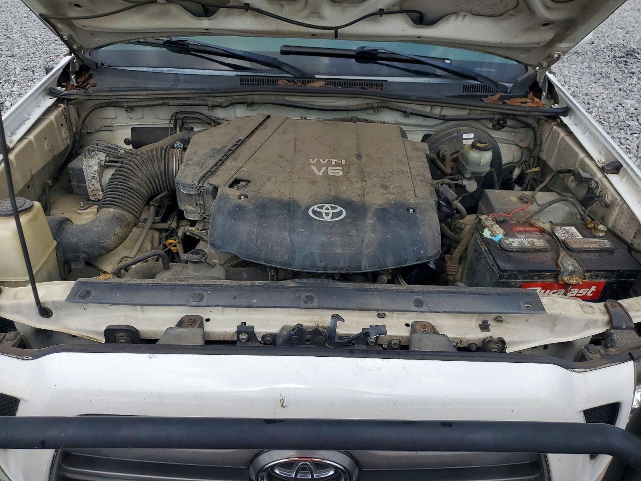 2010 TOYOTA TACOMA