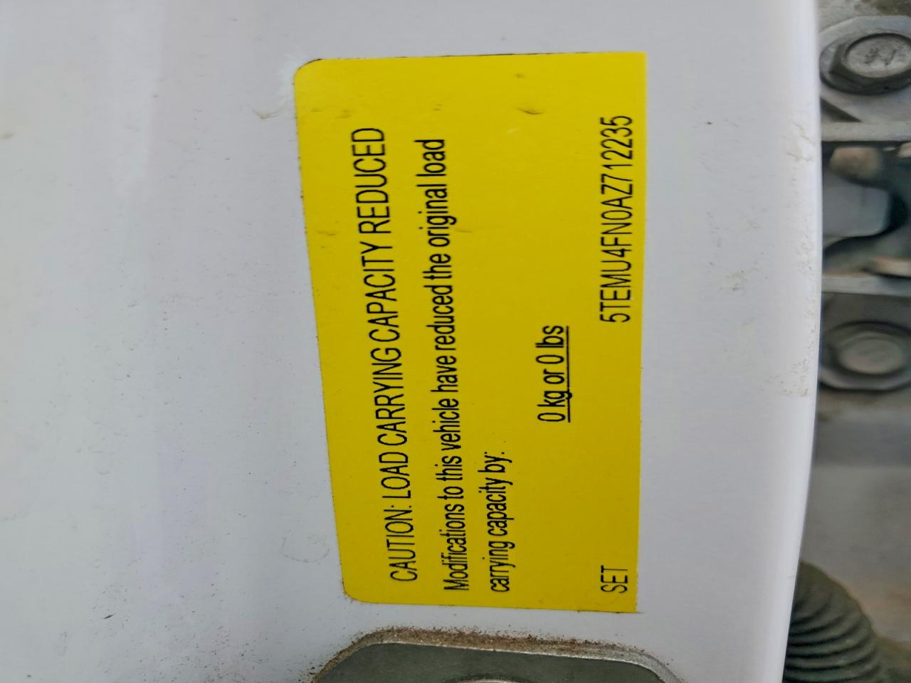 2010 TOYOTA TACOMA