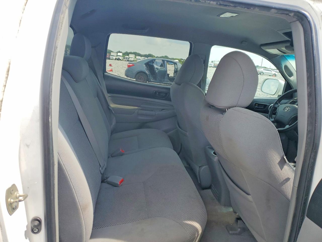 2010 TOYOTA TACOMA