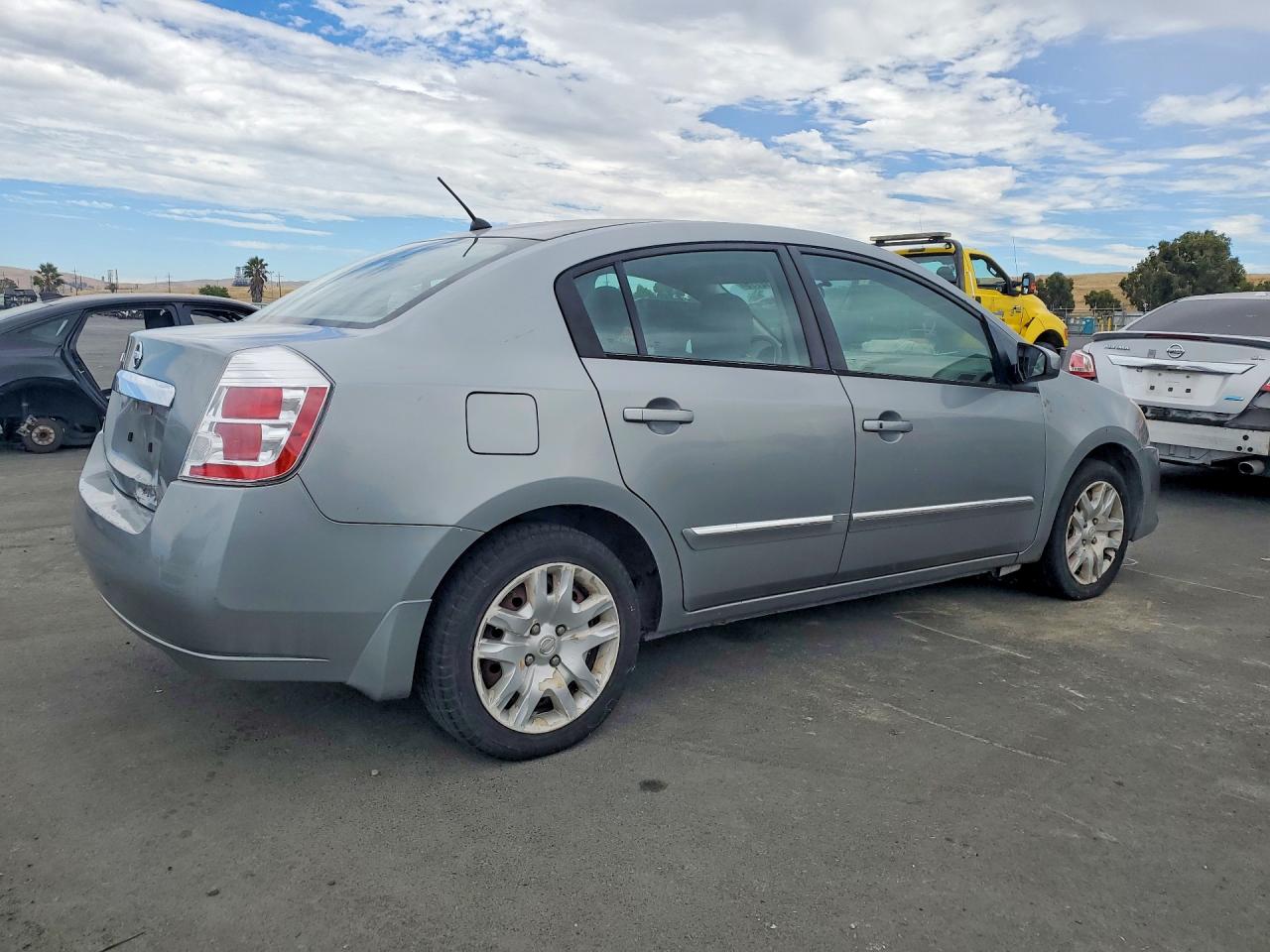 2010 NISSAN SENTRA