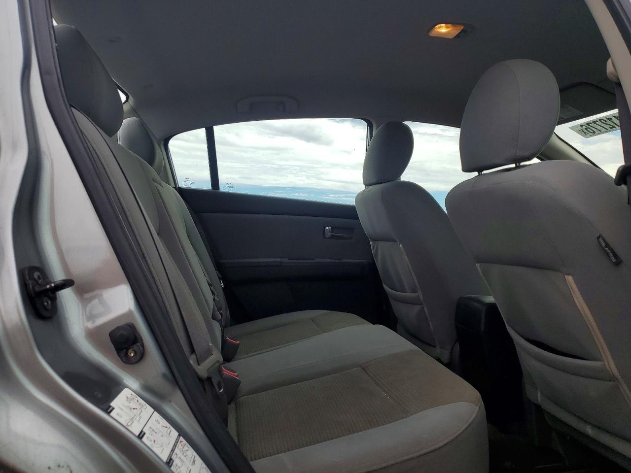 2010 NISSAN SENTRA
