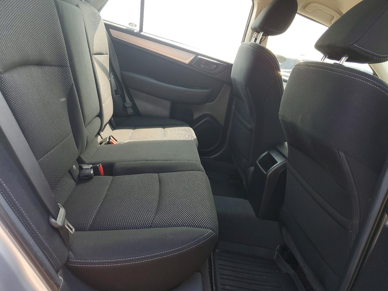 2019 SUBARU OUTBACK