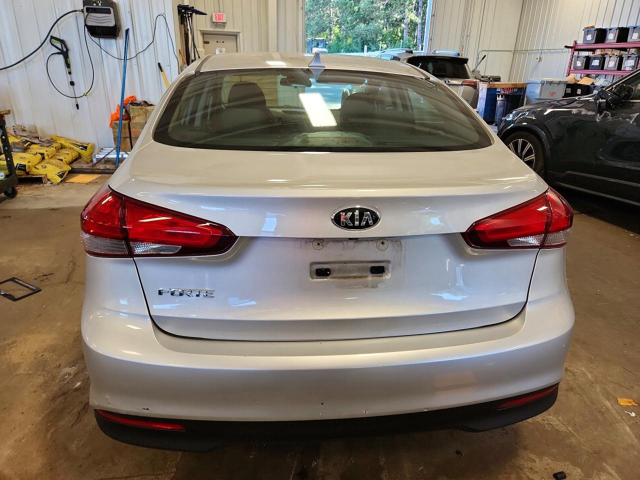 2017 KIA FORTE