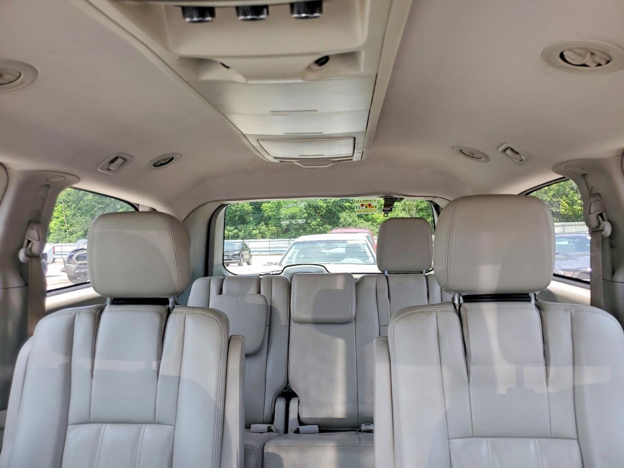 2013 CHRYSLER MINIVAN
