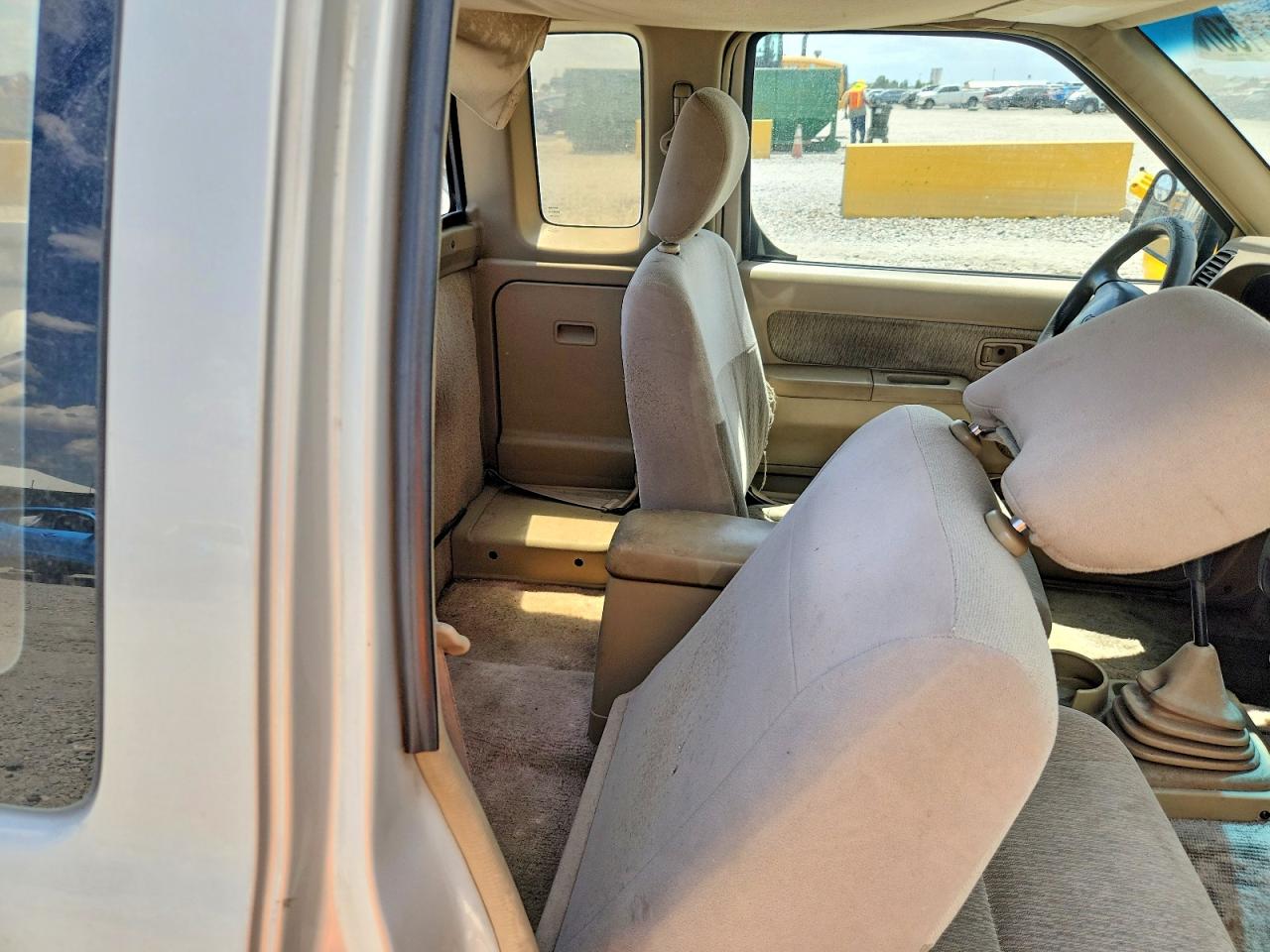 1998 NISSAN FRONTIER