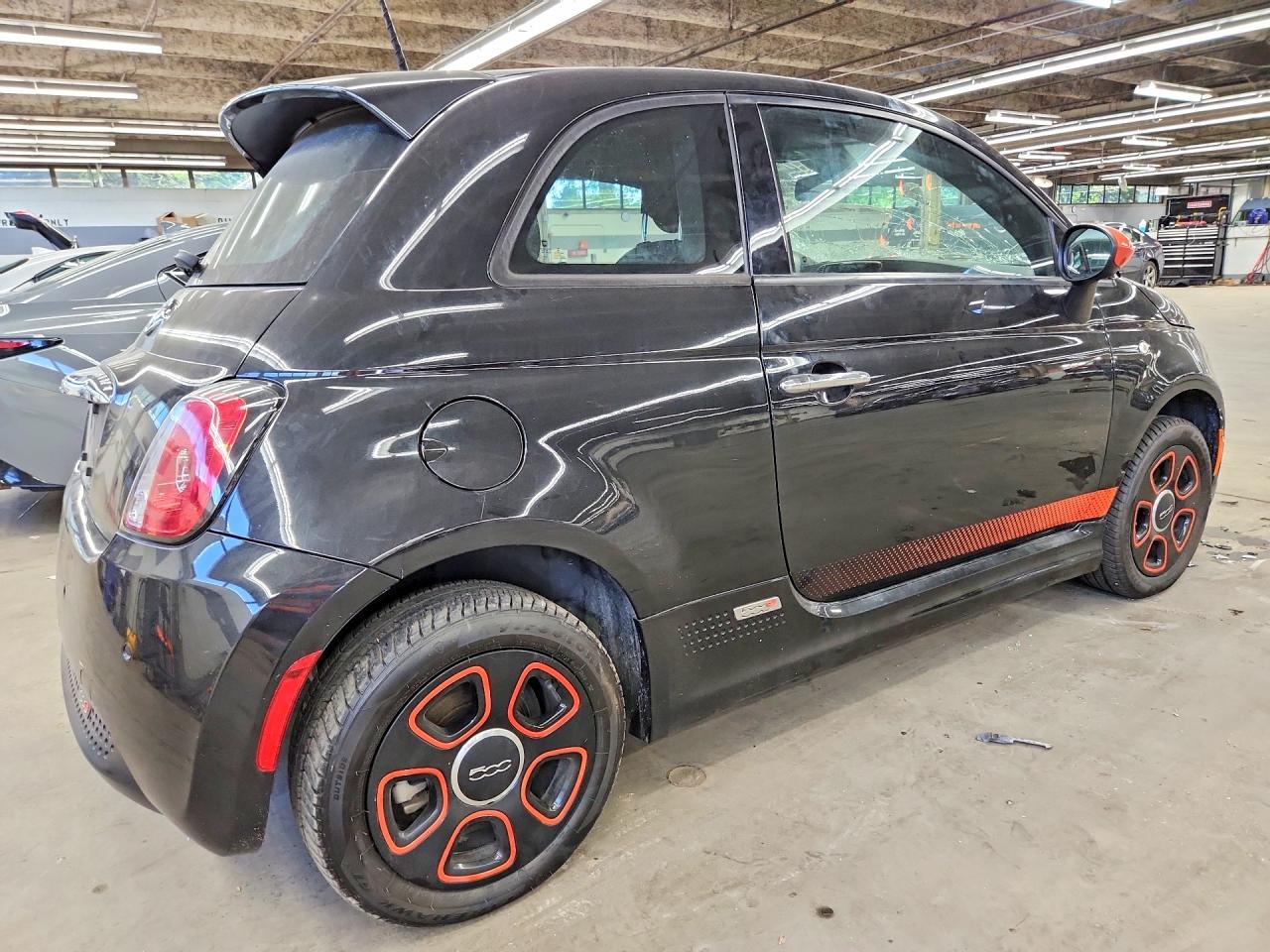 2013 FIAT 500