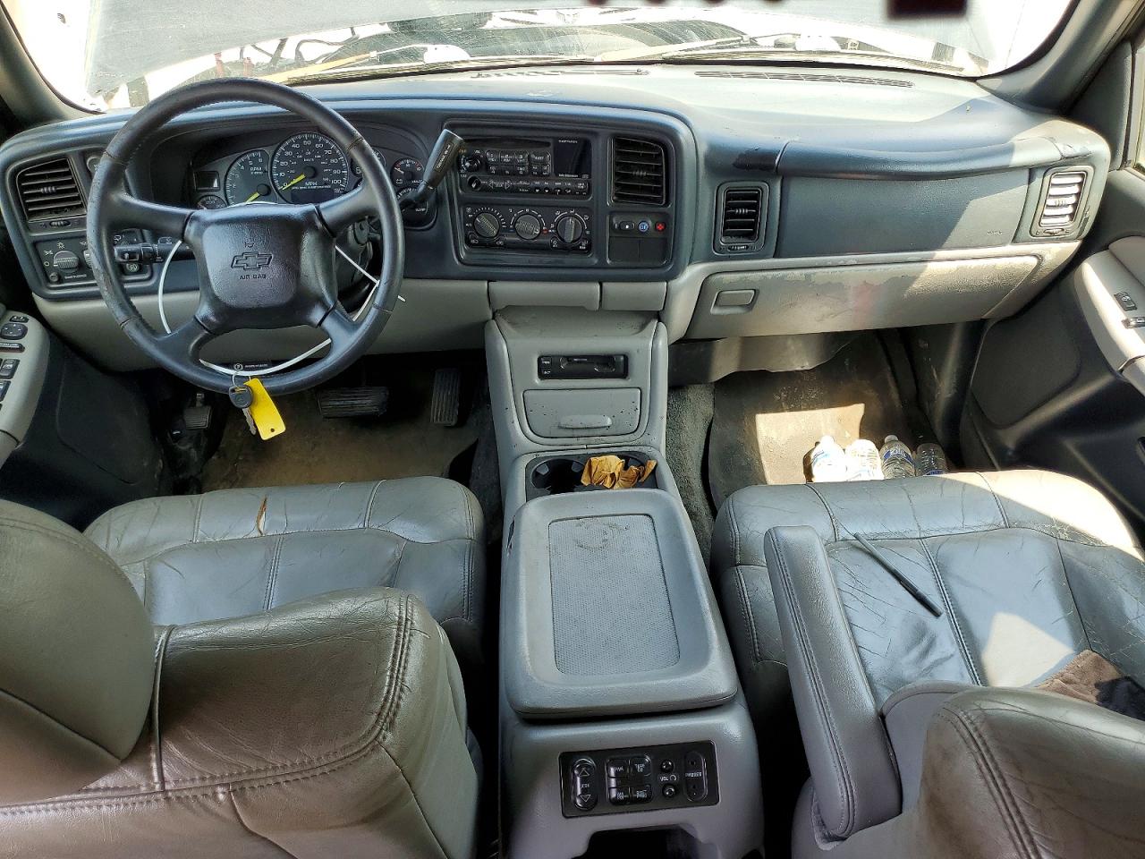 2001 CHEVROLET SUBURBAN