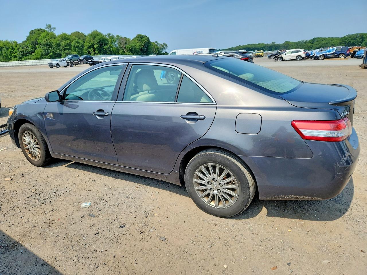 2010 TOYOTA CAMRY