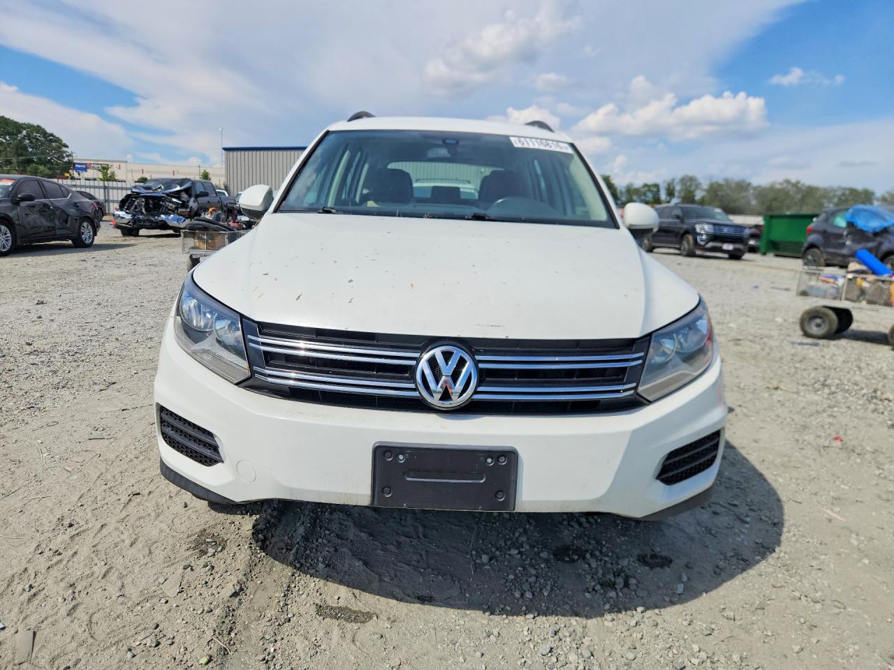 2016 VOLKSWAGEN TIGUAN