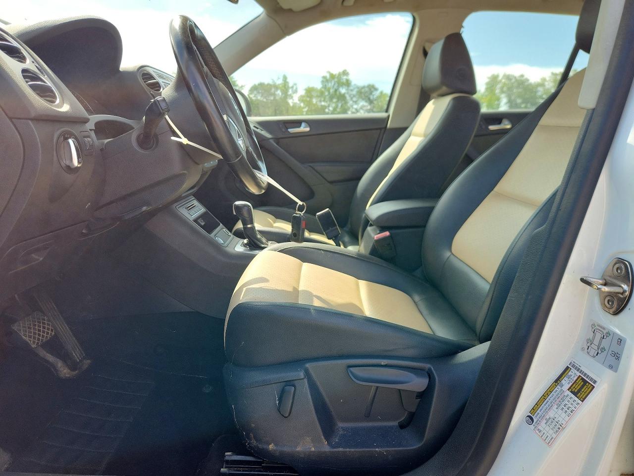 2016 VOLKSWAGEN TIGUAN