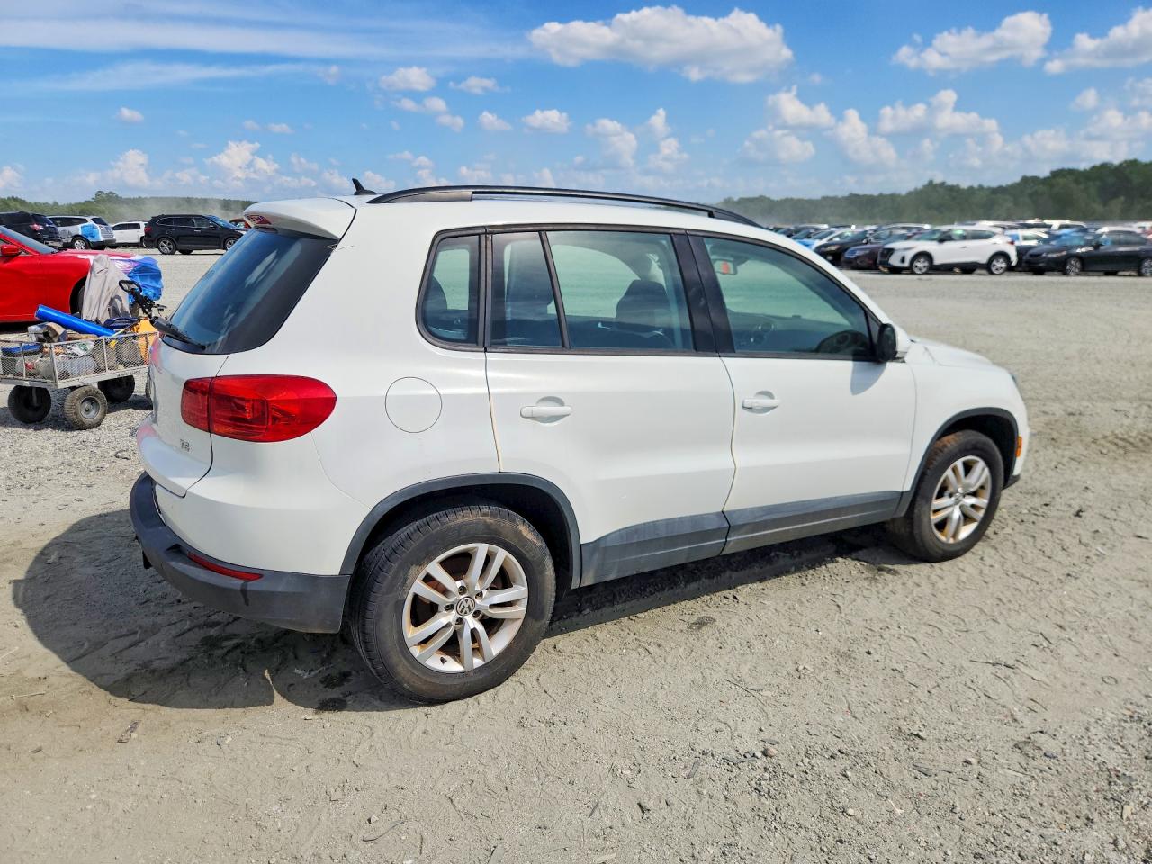 2016 VOLKSWAGEN TIGUAN