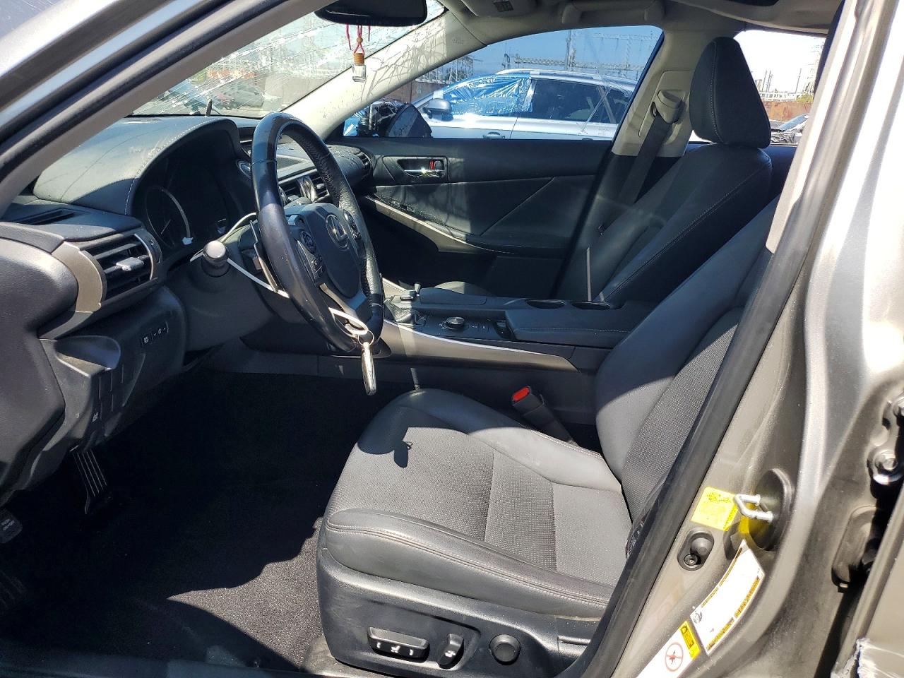 2016 LEXUS IS