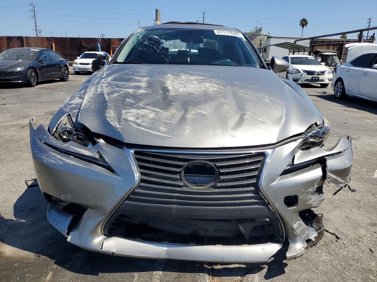 2016 LEXUS IS
